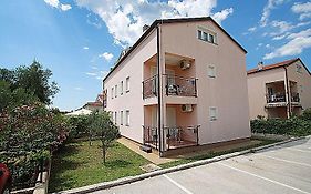 Apartment Bilic With Balcony